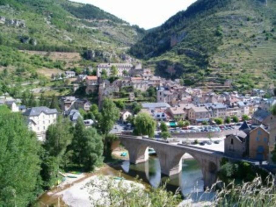 Logement Sainte-Enimie Exterior photo